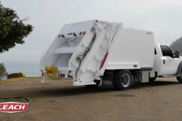 Leach Mini Rear Loader